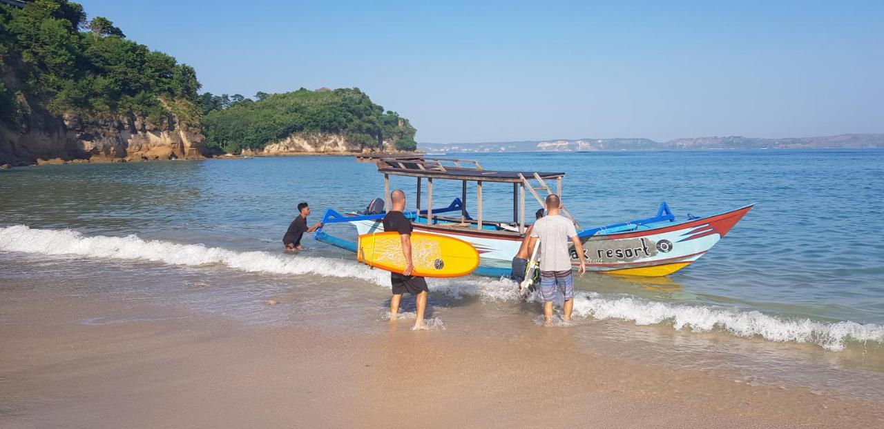 Ombak Resort At Ekas , A Luxury Surf And Kite Surf Destination 외부 사진